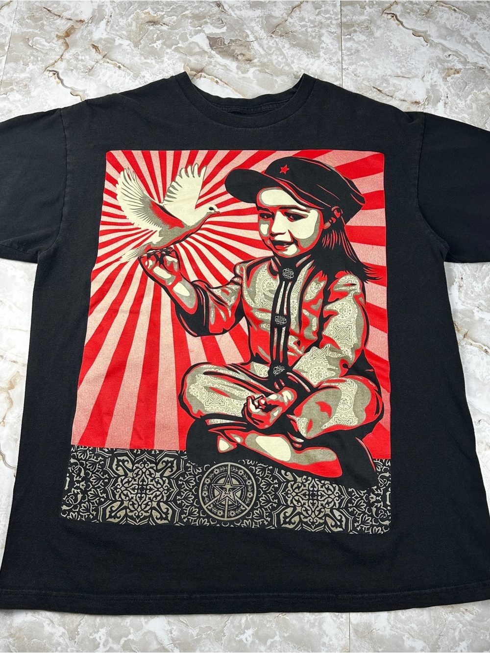 Vintage Y2K Obey Propaganda Men’s Size Large T-Shirt